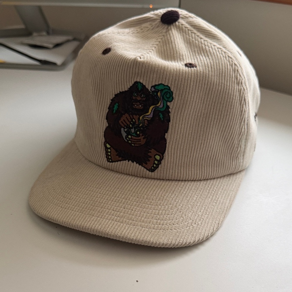 Grassroots California Corduroy Hat L/XL Zipper Hat